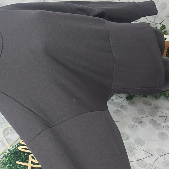 Athleta Potrero Sweatshirt - Picture 6 of 9